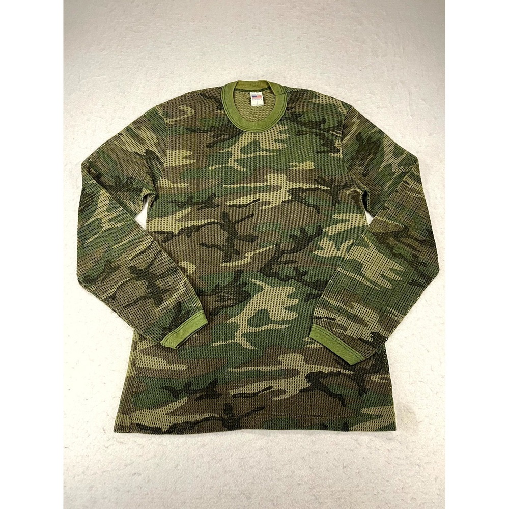 True Vintage/Y2K Grunge USA Made Large Woodland Camo Waffle Knit Thermal Hunting